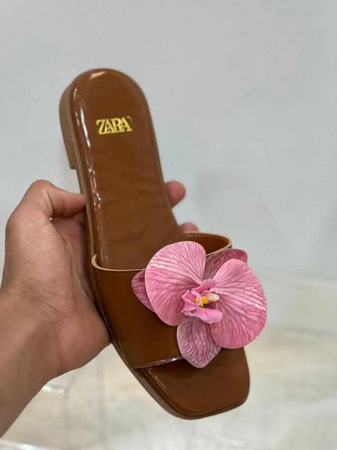 Claquette ZARA Tendance été 2025