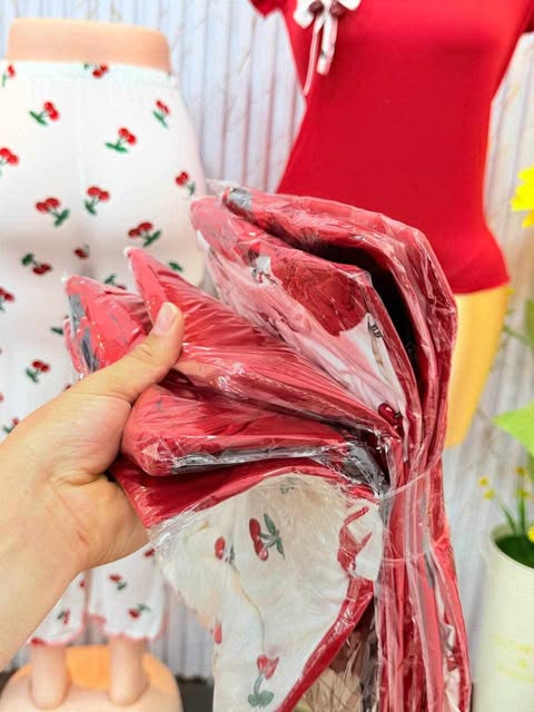 🍒 بيجاما Cerise القطنية – دلال وراحة كيما تحبّي! 🍒